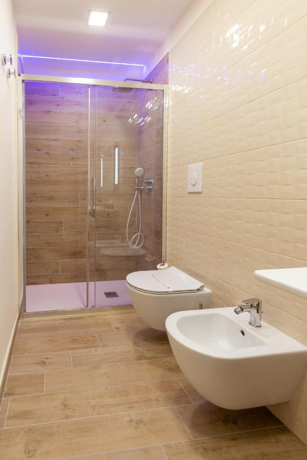 Hotel Toledo Rose Neapol Zewnętrze zdjęcie